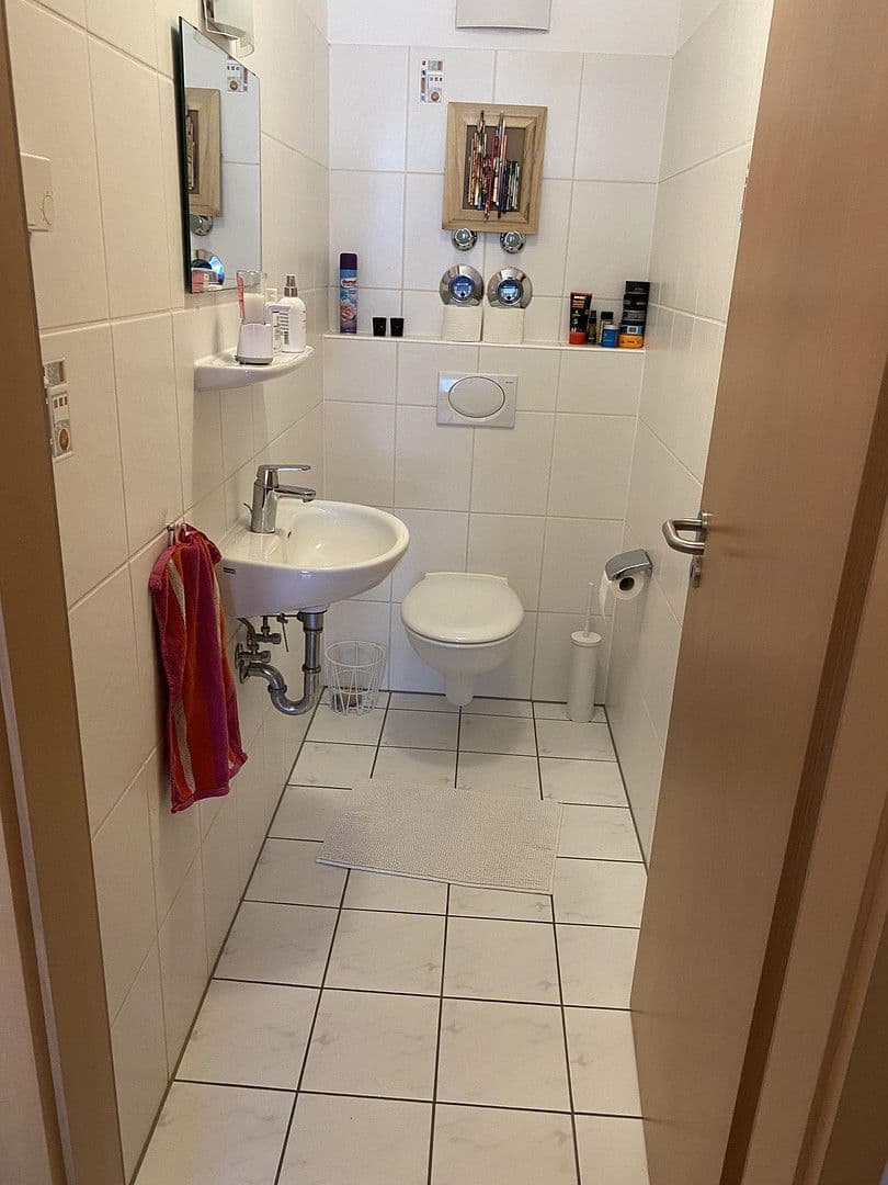 Pronájem bytu 3+1 86 m², Fritz Räcke Str. 17, Hürth, Severní Porýní-Vestfálsko Pronájem bytu 3+1 86 m², Fritz Räcke Str. 17, Hürth, Severní Porýní-Vestfálsko