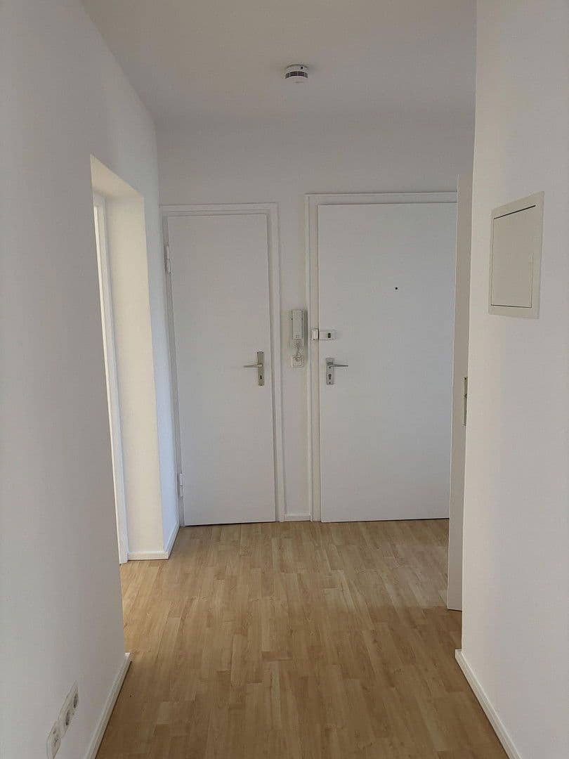 Pronájem bytu 3+1 69 m², Wallenstein. 19a, München, Bavorsko Pronájem bytu 3+1 69 m², Wallenstein. 19a, München, Bavorsko