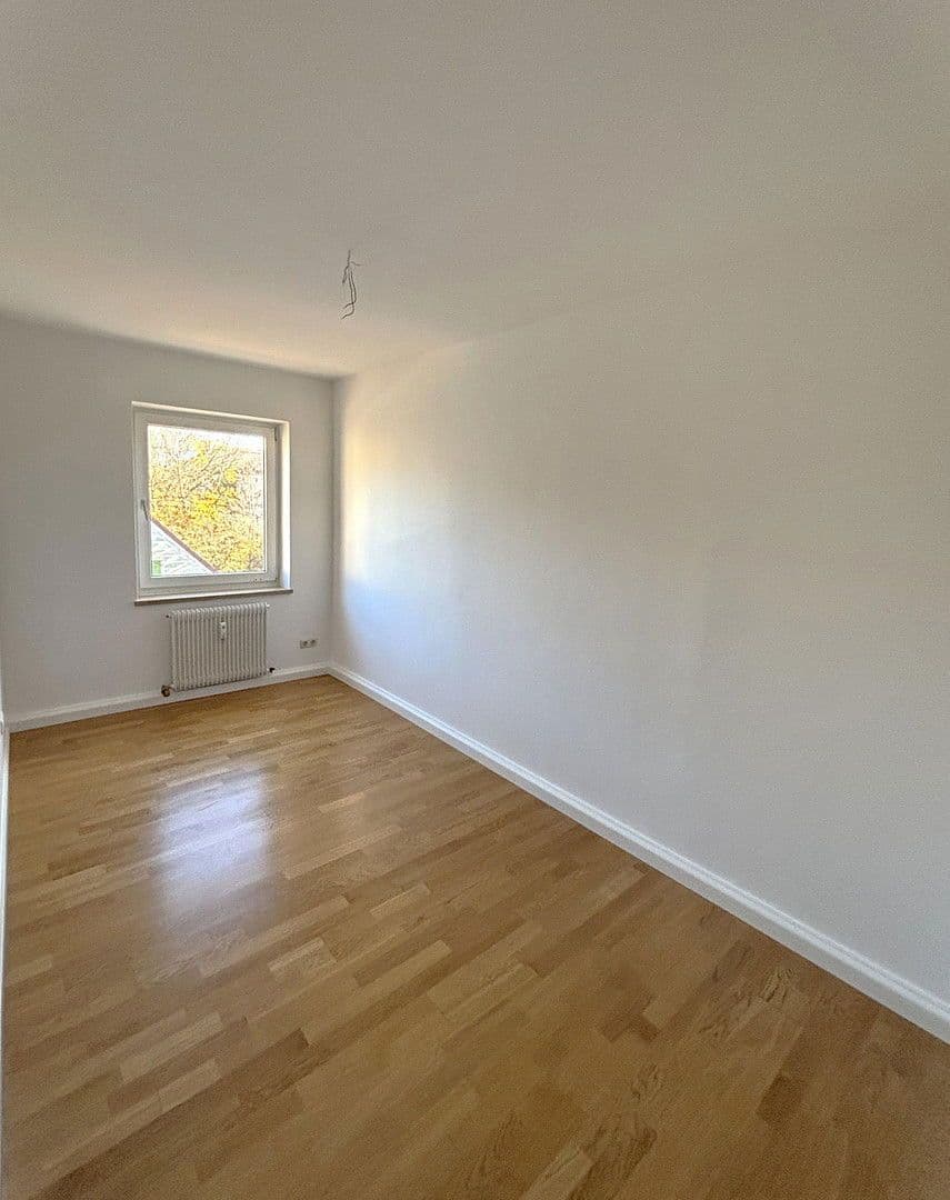 Pronájem bytu 3+1 69 m², Wallenstein. 19a, München, Bavorsko Pronájem bytu 3+1 69 m², Wallenstein. 19a, München, Bavorsko