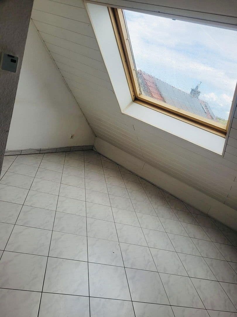 Pronájem bytu 2+1 40 m², Ingelheim am Rhein, Porýní-Falc Pronájem bytu 2+1 40 m², Ingelheim am Rhein, Porýní-Falc