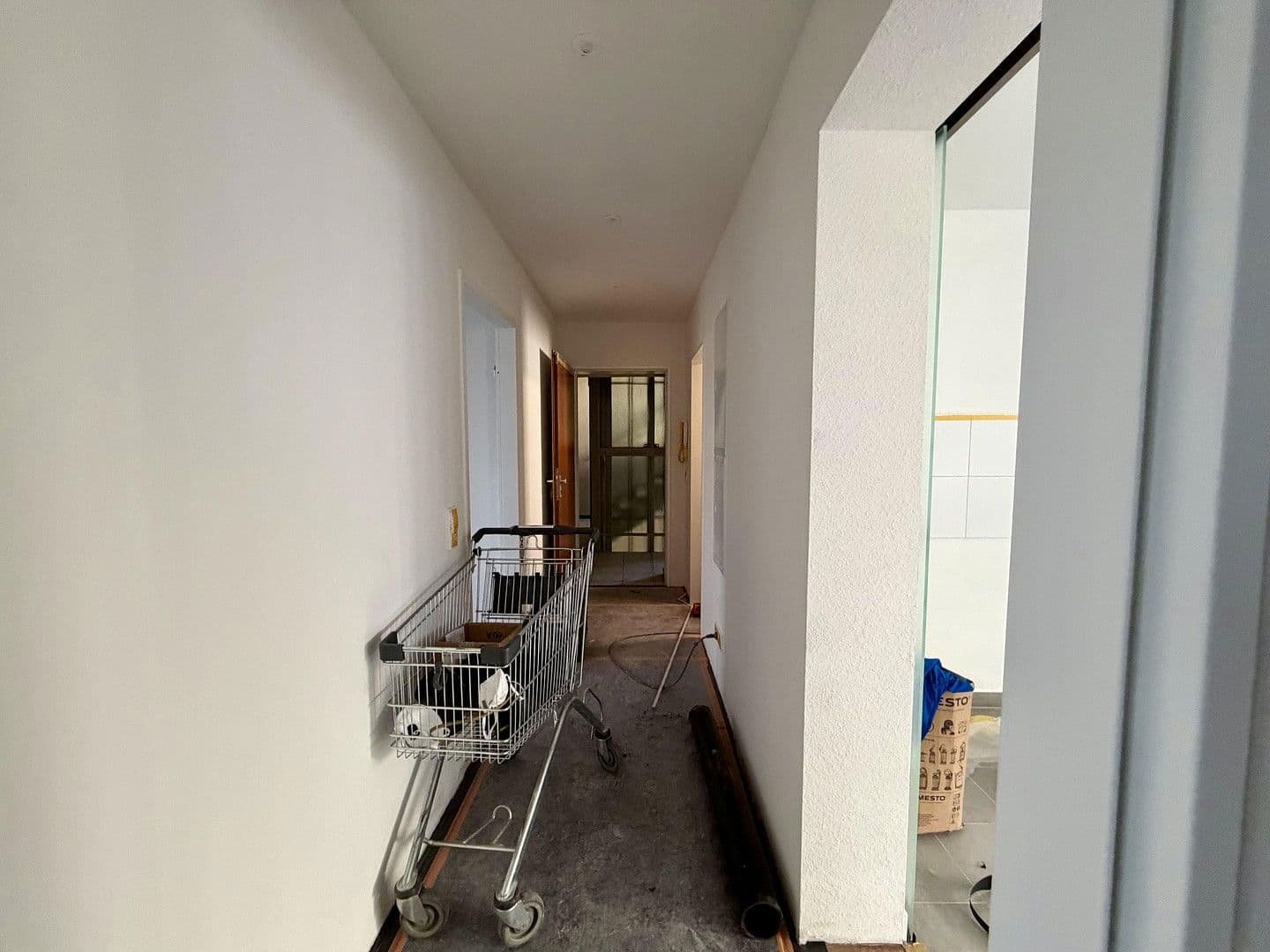 Pronájem bytu 3+1 70 m², Hardtstr. 36, Karlsruhe, Bádensko-Württembersko Pronájem bytu 3+1 70 m², Hardtstr. 36, Karlsruhe, Bádensko-Württembersko