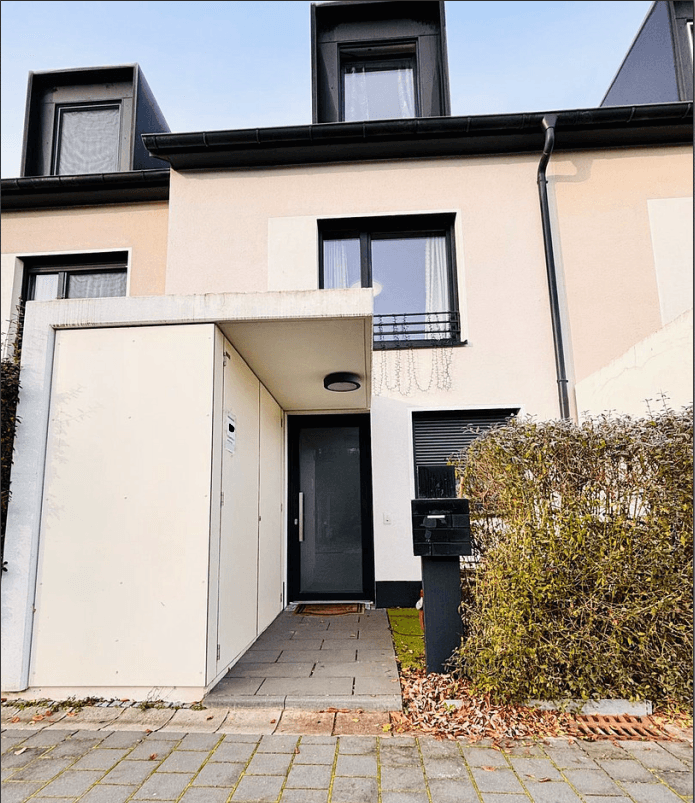 Prodej domu 146 m², pozemek 194 m², Erlangen, Bavorsko Prodej domu 146 m², pozemek 194 m², Erlangen, Bavorsko
