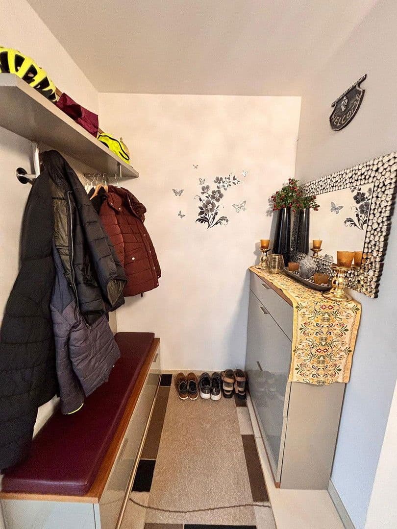 Prodej domu 146 m², pozemek 194 m², Erlangen, Bavorsko Prodej domu 146 m², pozemek 194 m², Erlangen, Bavorsko