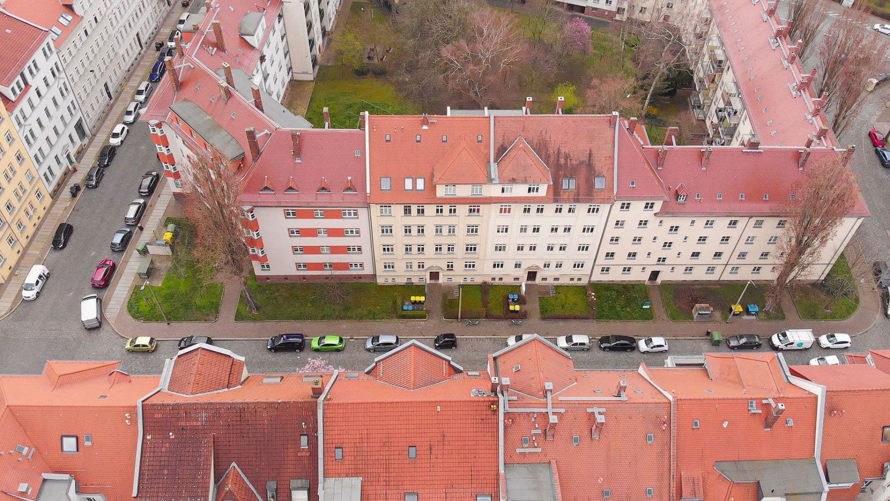 Pronájem bytu 3+1 70 m², Engelmannstraße 6, Leipzig, Sasko Pronájem bytu 3+1 70 m², Engelmannstraße 6, Leipzig, Sasko