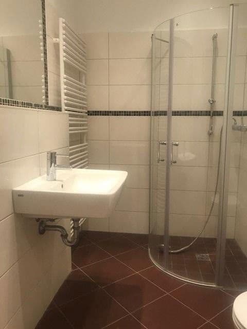 Pronájem bytu 3+1 70 m², Engelmannstraße 6, Leipzig, Sasko Pronájem bytu 3+1 70 m², Engelmannstraße 6, Leipzig, Sasko