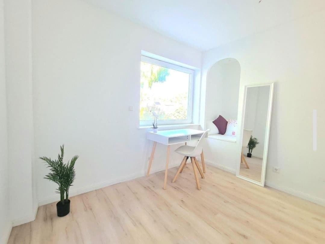 Prodej domu 110 m², pozemek 126 m², Elstorfer Ring, Hamburg, Hamburg Prodej domu 110 m², pozemek 126 m², Elstorfer Ring, Hamburg, Hamburg