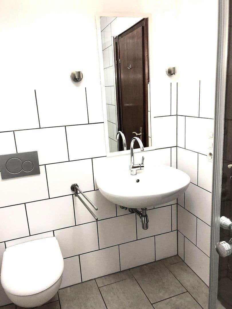 Prodej domu 183 m², pozemek 293 m², Mönchengladbach, Severní Porýní-Vestfálsko Prodej domu 183 m², pozemek 293 m², Mönchengladbach, Severní Porýní-Vestfálsko