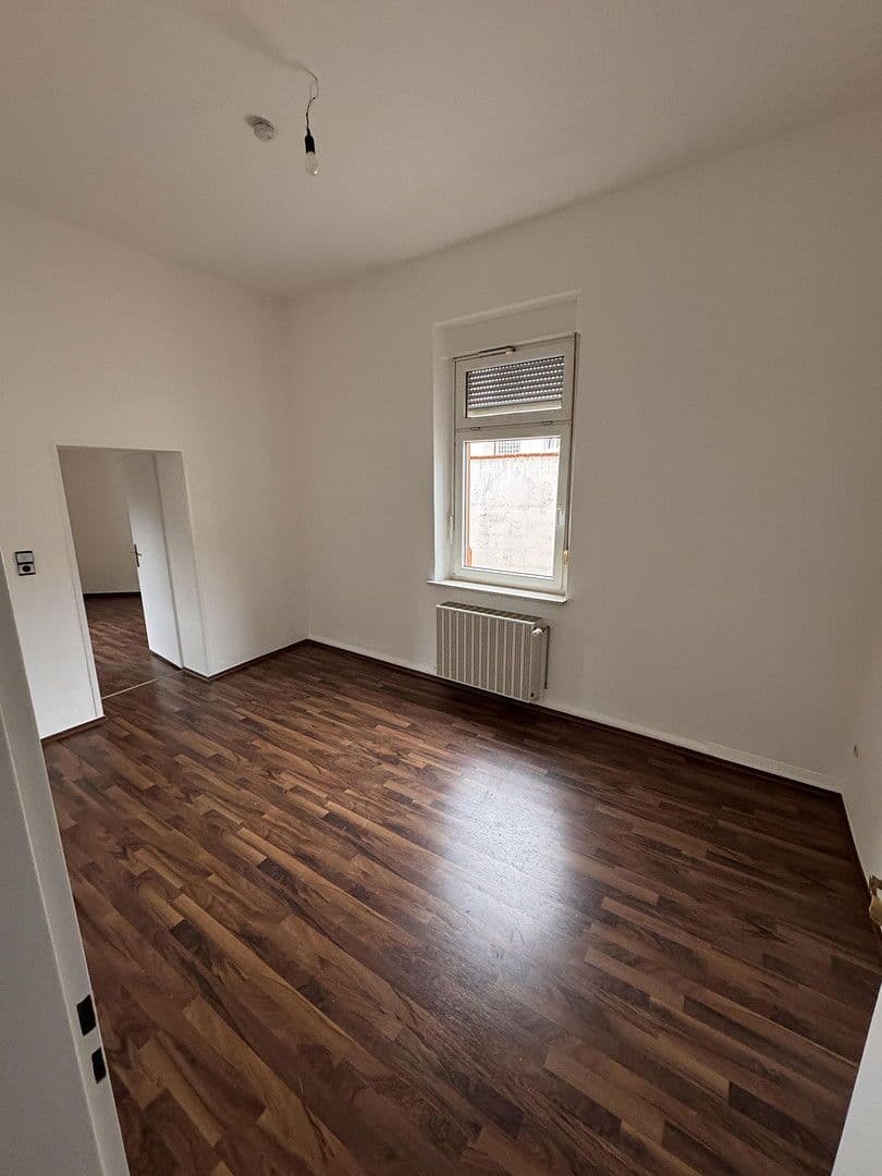 Pronájem bytu 3+1 76 m², Gaustr. 4, Worms, Porýní-Falc Pronájem bytu 3+1 76 m², Gaustr. 4, Worms, Porýní-Falc