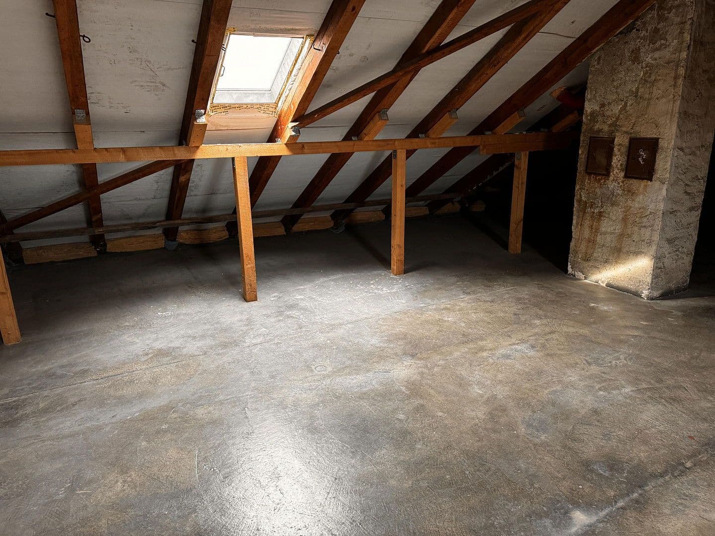 Prodej bytu 2+1 64 m², Am Rößlebad 9, Augsburg, Bavorsko Prodej bytu 2+1 64 m², Am Rößlebad 9, Augsburg, Bavorsko