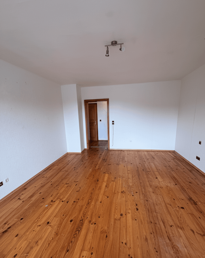 Prodej domu 200 m², pozemek 250 m², Sankt Wendel, Země Sársko Prodej domu 200 m², pozemek 250 m², Sankt Wendel, Země Sársko