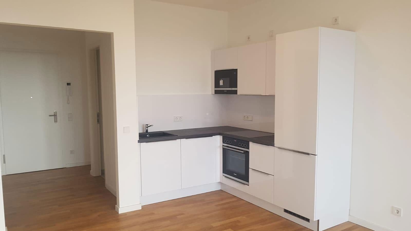 Pronájem bytu 2+1 58 m², Gabriele-Tergit-Promenade 21, Berlin, Berlín Pronájem bytu 2+1 58 m², Gabriele-Tergit-Promenade 21, Berlin, Berlín