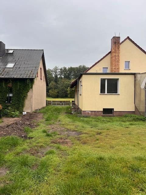 Prodej domu 120 m², pozemek 795 m², Falkenberg 12, Briesen (Mark), Braniborsko Prodej domu 120 m², pozemek 795 m², Falkenberg 12, Briesen (Mark), Braniborsko