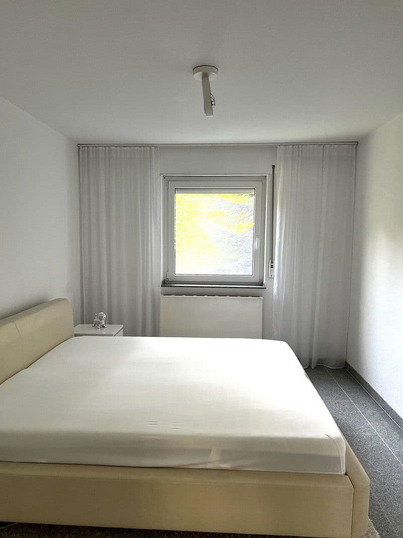 Prodej bytu 4+1 111 m², Moselstrasse , 9, Essen, Severní Porýní-Vestfálsko Prodej bytu 4+1 111 m², Moselstrasse , 9, Essen, Severní Porýní-Vestfálsko