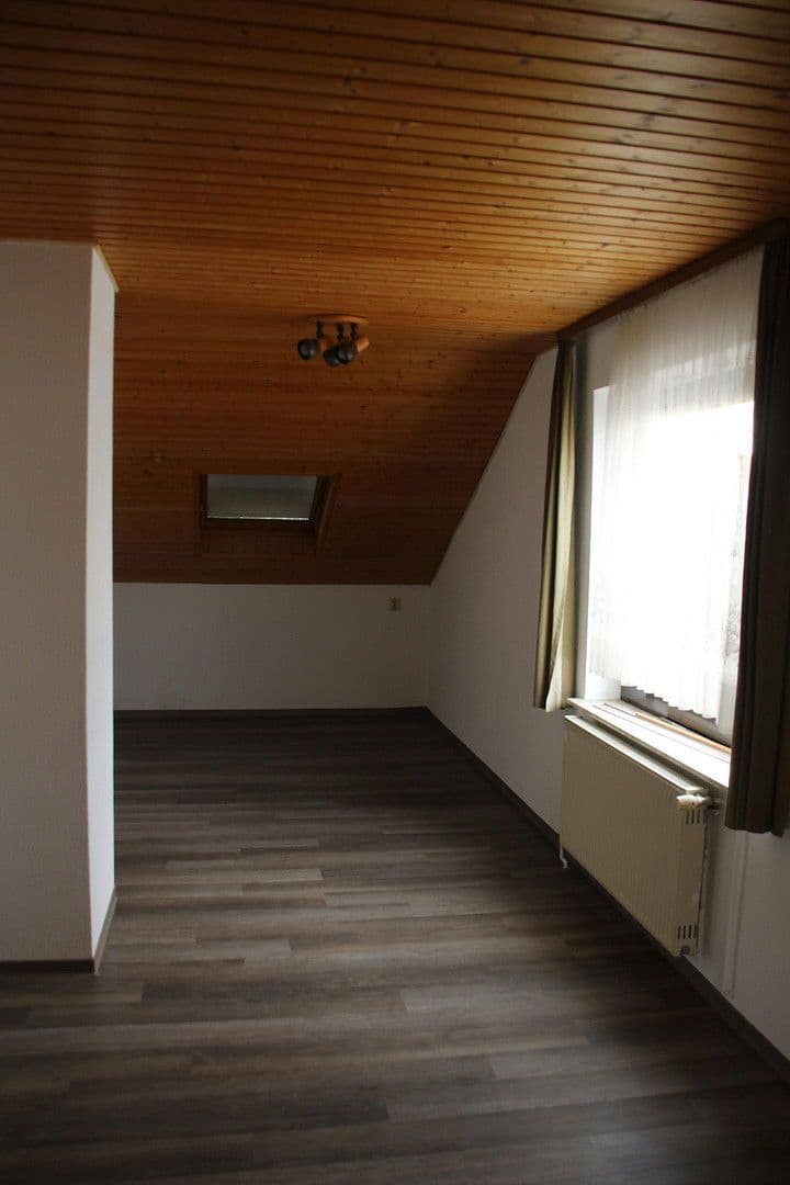 Pronájem domu 165 m², pozemek 585 m², Ingelheim am Rhein, Porýní-Falc Pronájem domu 165 m², pozemek 585 m², Ingelheim am Rhein, Porýní-Falc