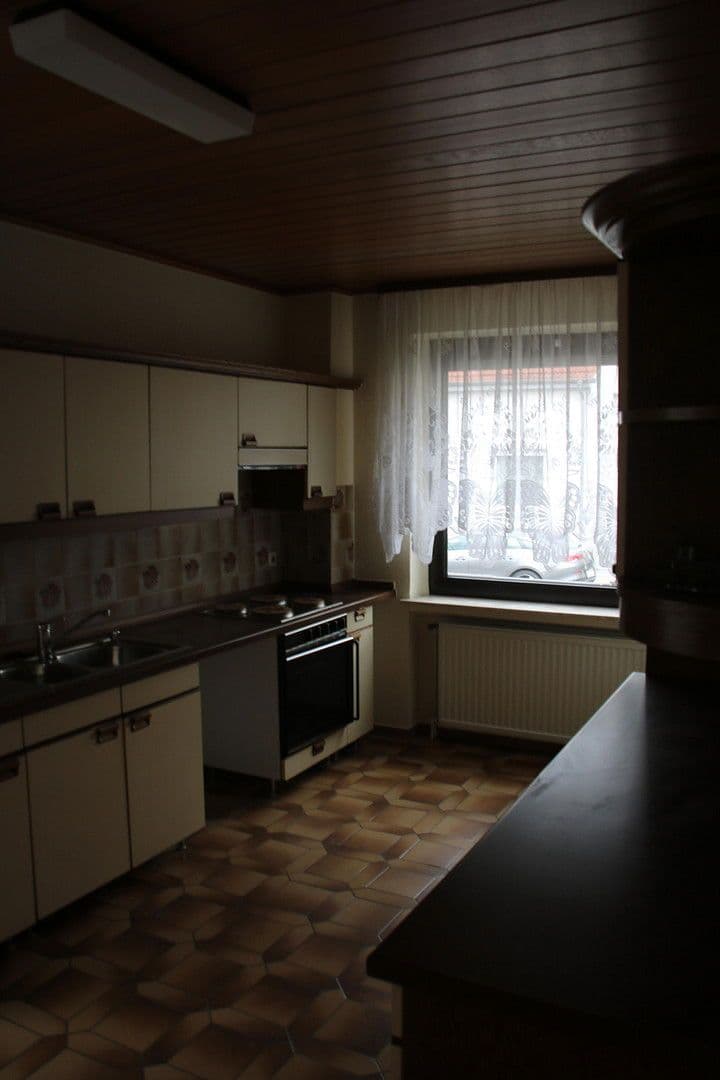 Pronájem domu 165 m², pozemek 585 m², Ingelheim am Rhein, Porýní-Falc Pronájem domu 165 m², pozemek 585 m², Ingelheim am Rhein, Porýní-Falc