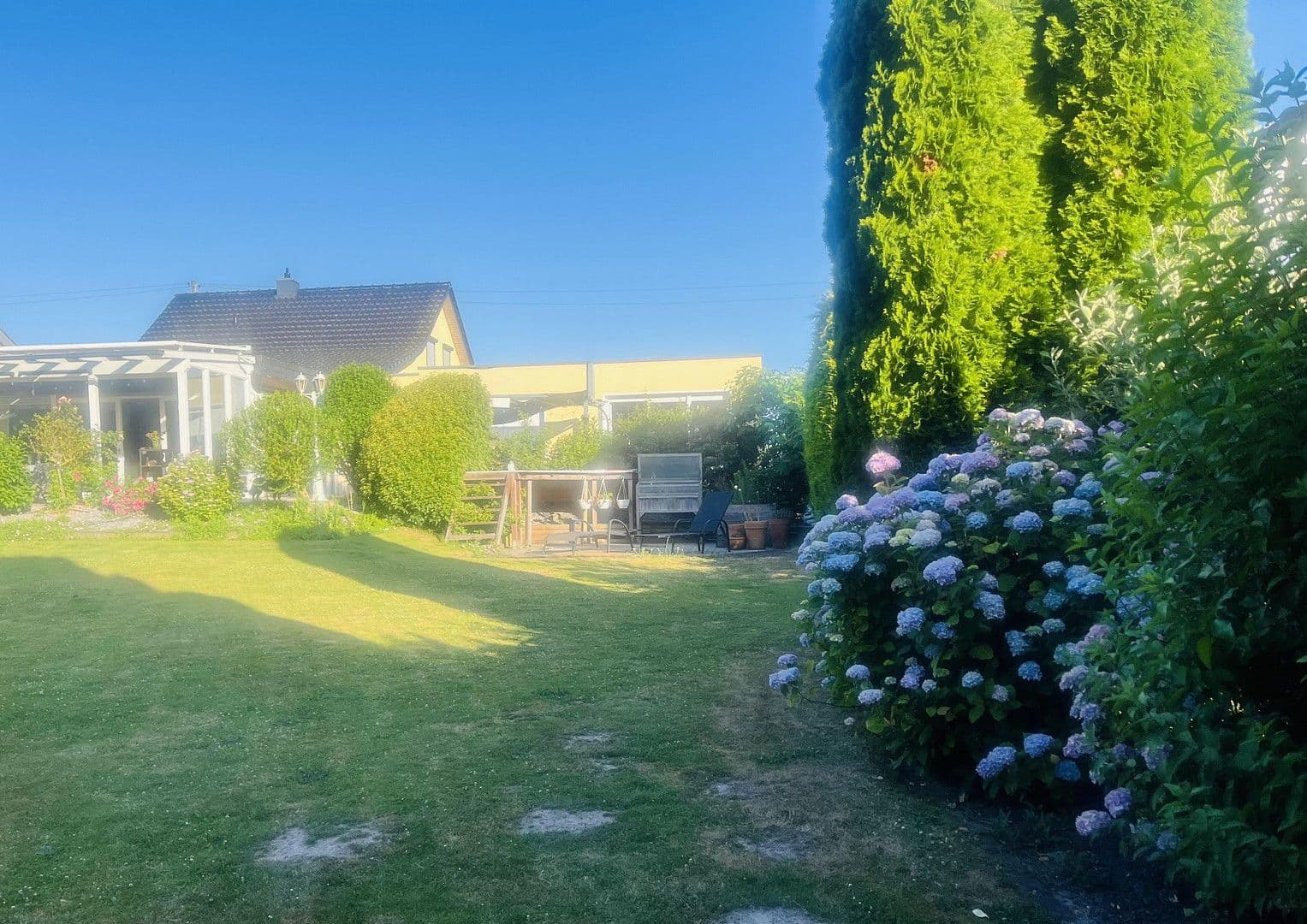 Prodej domu 280 m², pozemek 709 m², Korschenbroich, Severní Porýní-Vestfálsko Prodej domu 280 m², pozemek 709 m², Korschenbroich, Severní Porýní-Vestfálsko