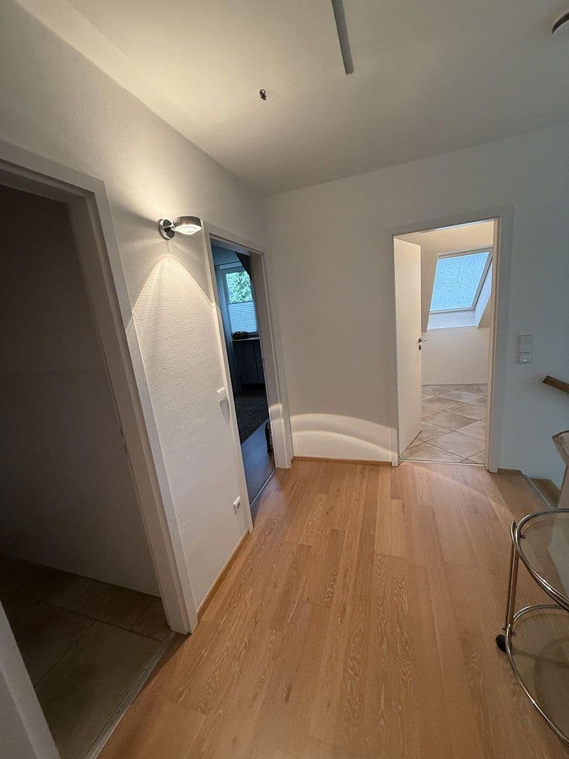 Pronájem bytu 3+1 100 m², Halevistr. 29, Fürth, Bavorsko Pronájem bytu 3+1 100 m², Halevistr. 29, Fürth, Bavorsko