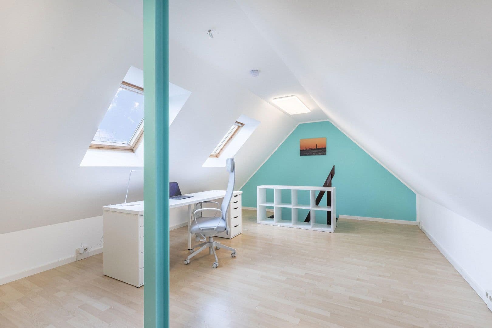 Prodej bytu 2+1 83 m², Neusserstr. 388, Köln, Severní Porýní-Vestfálsko Prodej bytu 2+1 83 m², Neusserstr. 388, Köln, Severní Porýní-Vestfálsko