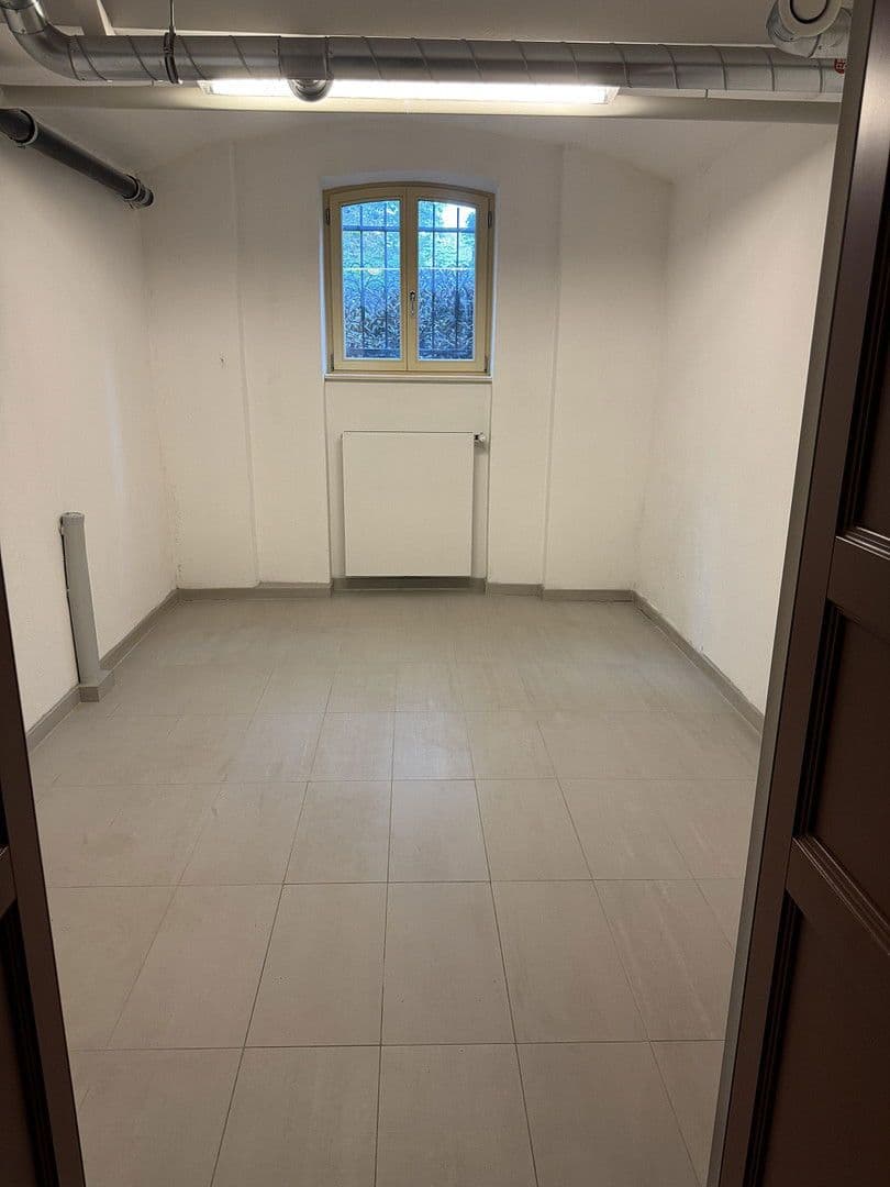 Prodej bytu 4+1 163 m², Berlin, Berlín Prodej bytu 4+1 163 m², Berlin, Berlín