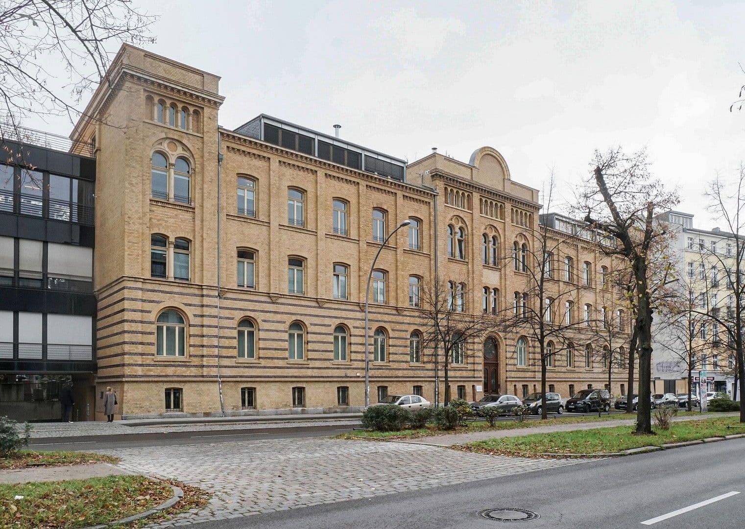 Prodej bytu 4+1 163 m², Berlin, Berlín Prodej bytu 4+1 163 m², Berlin, Berlín