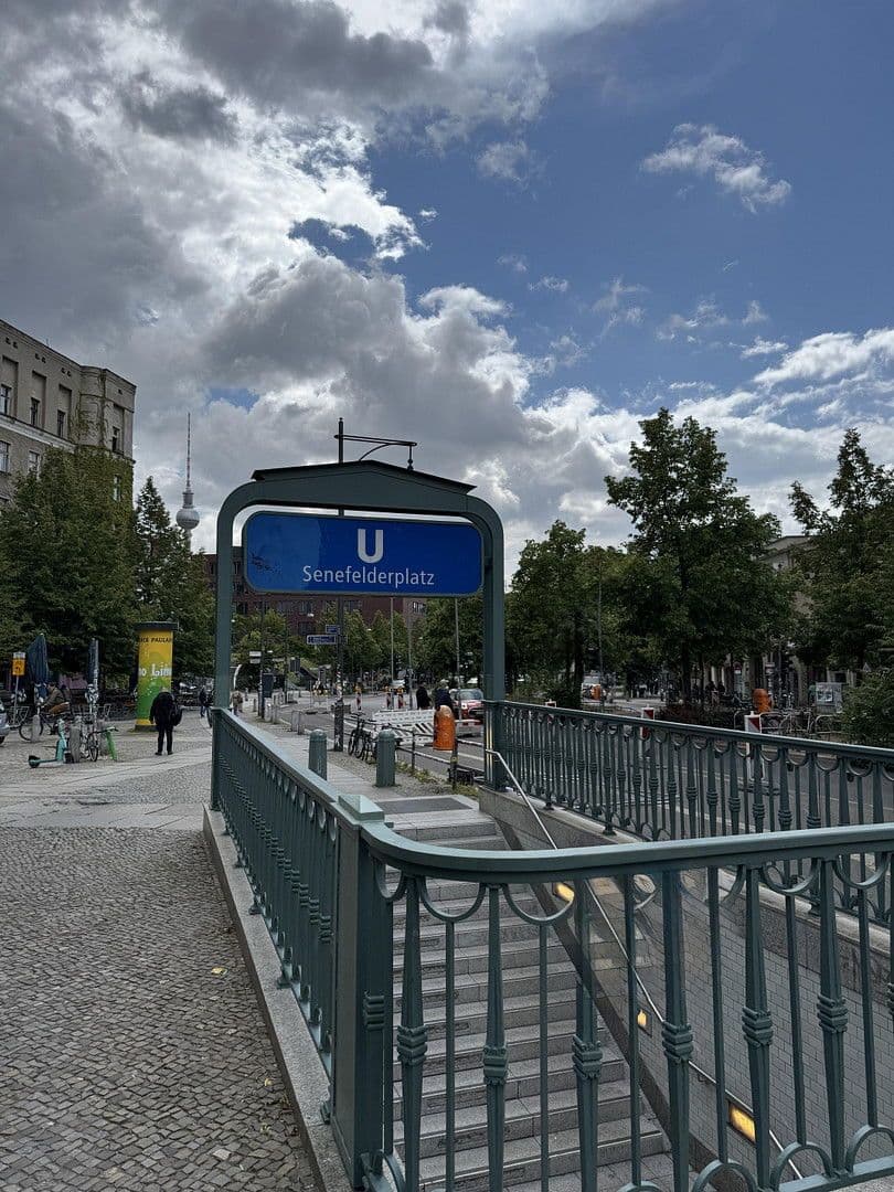 Prodej bytu 4+1 163 m², Berlin, Berlín Prodej bytu 4+1 163 m², Berlin, Berlín