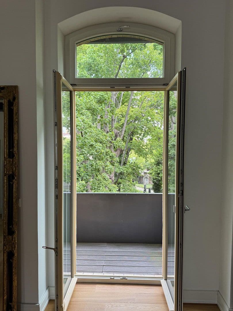 Prodej bytu 4+1 163 m², Berlin, Berlín Prodej bytu 4+1 163 m², Berlin, Berlín