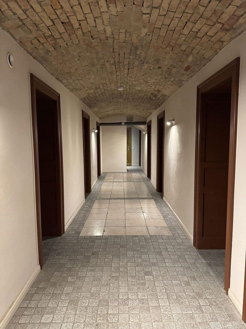 Prodej bytu 4+1 163 m², Berlin, Berlín Prodej bytu 4+1 163 m², Berlin, Berlín