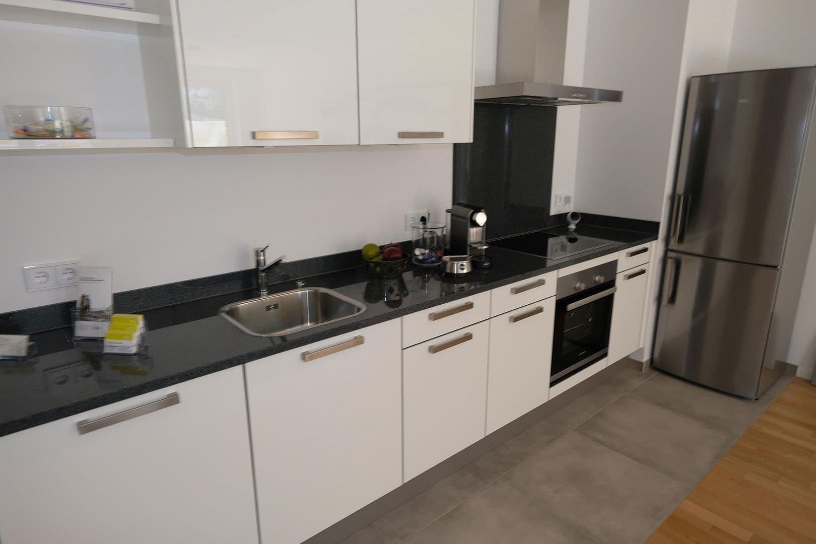 Pronájem bytu 2+1 62 m², Seilerstraße 7, Frankfurt am Main, Hessen Pronájem bytu 2+1 62 m², Seilerstraße 7, Frankfurt am Main, Hessen