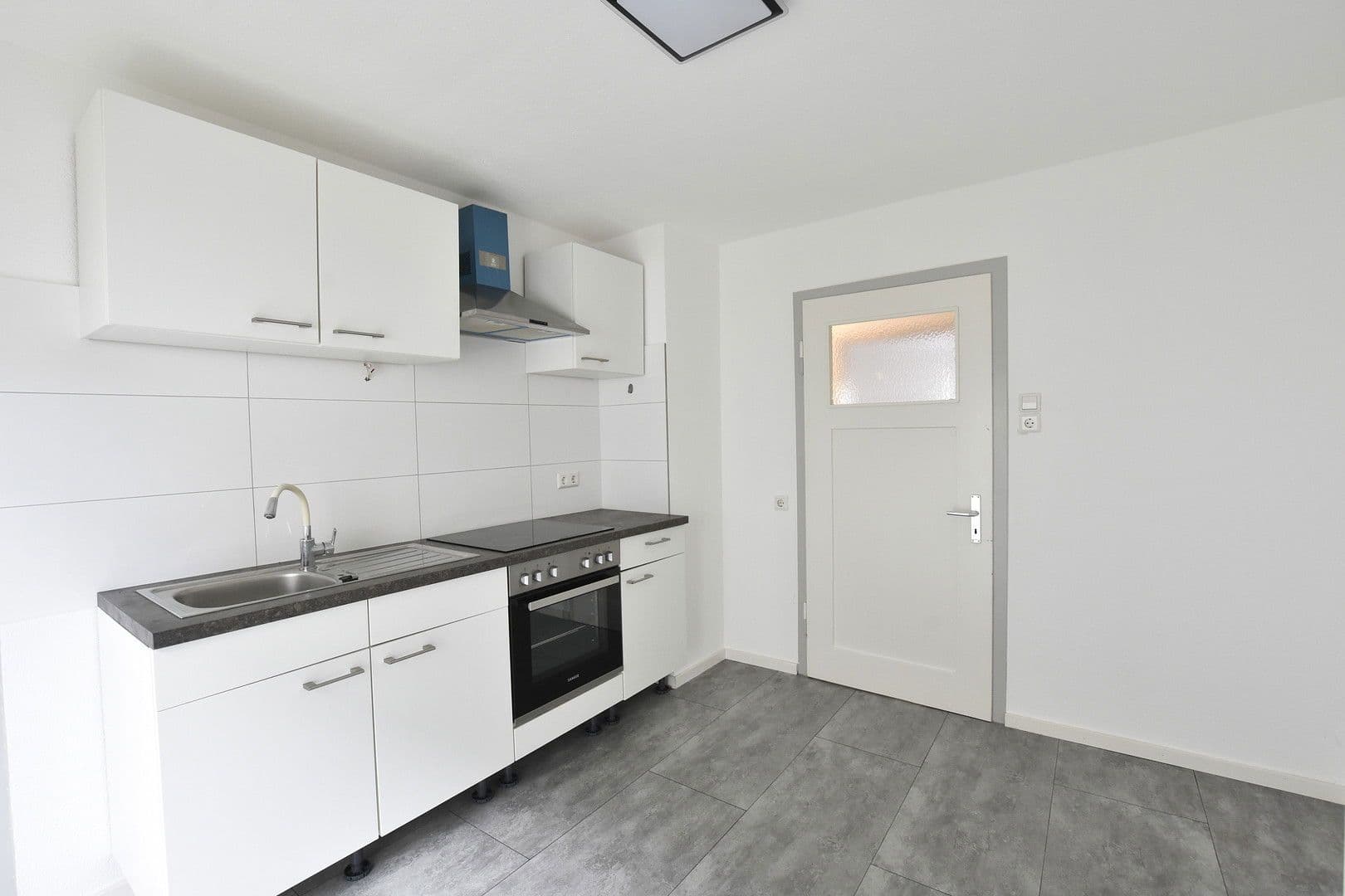Pronájem bytu 3+1 75 m², Baienfurt, Bádensko-Württembersko Pronájem bytu 3+1 75 m², Baienfurt, Bádensko-Württembersko