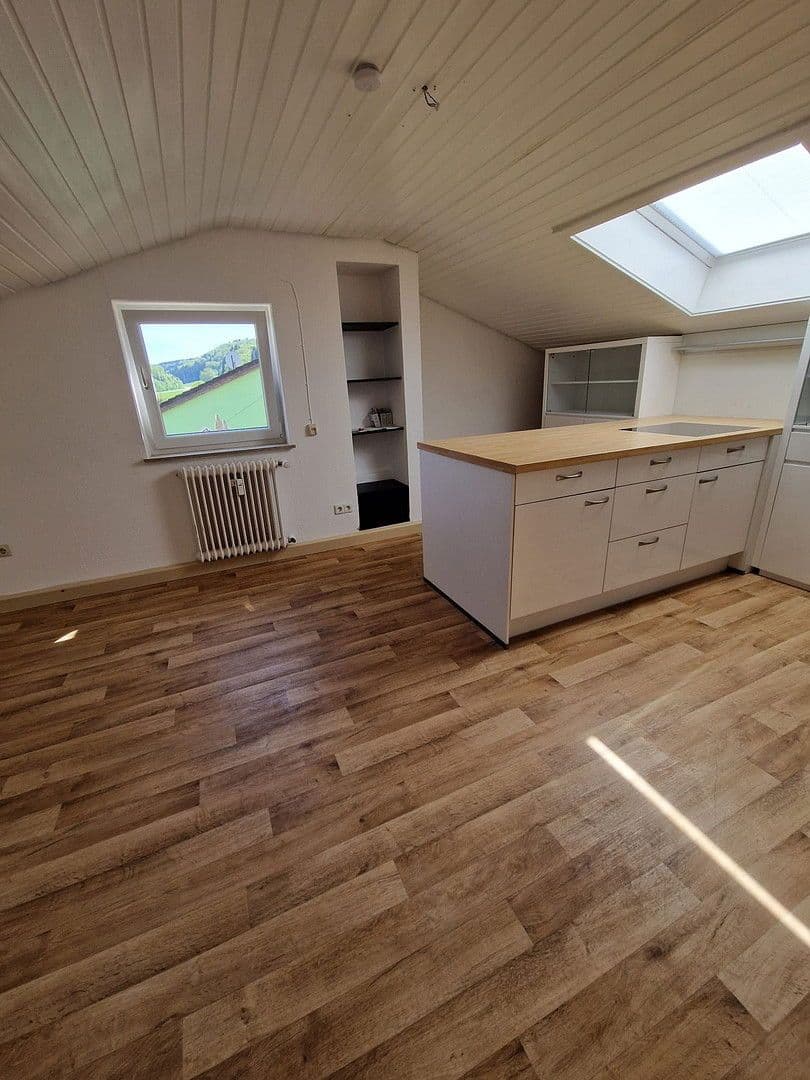 Pronájem bytu 2+kk 65 m², Birkelweg 36, Steinheim am Albuch, Bádensko-Württembersko Pronájem bytu 2+kk 65 m², Birkelweg 36, Steinheim am Albuch, Bádensko-Württembersko