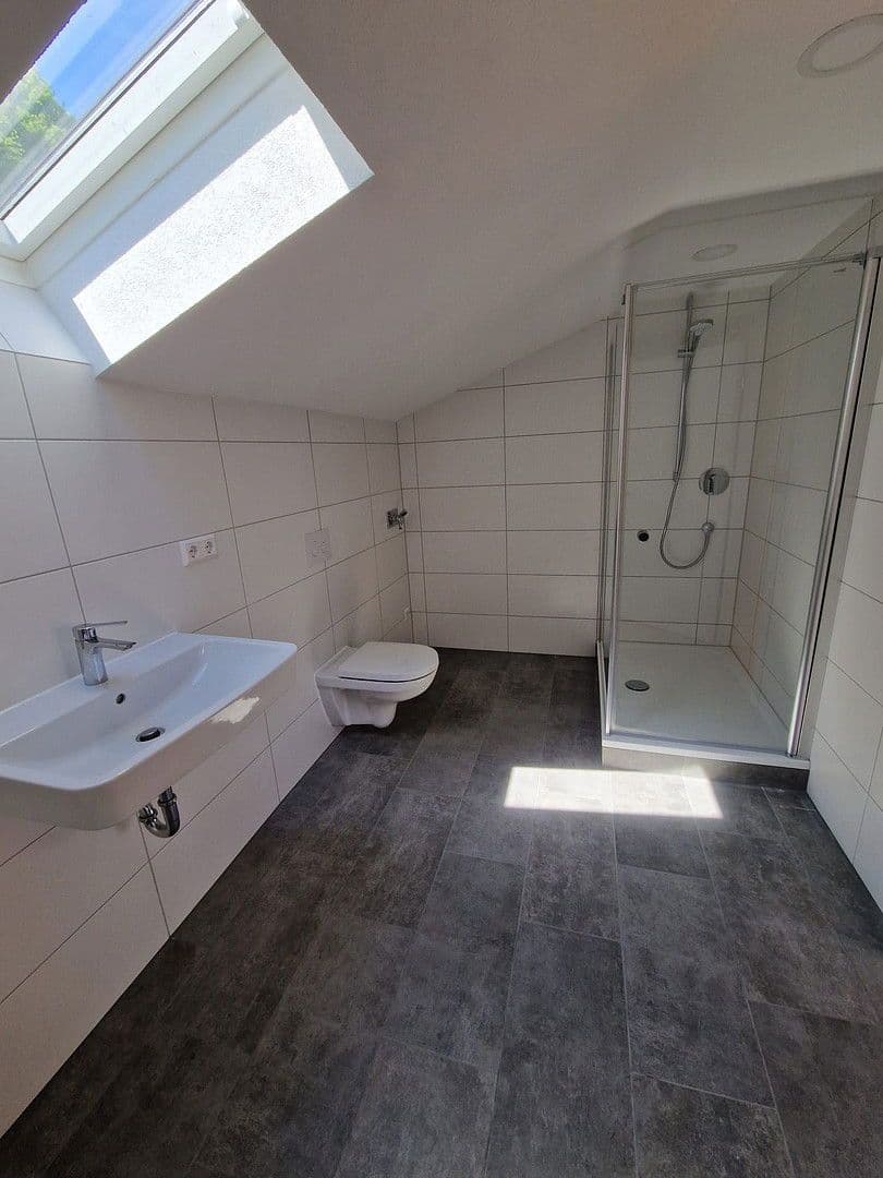 Pronájem bytu 2+kk 65 m², Birkelweg 36, Steinheim am Albuch, Bádensko-Württembersko Pronájem bytu 2+kk 65 m², Birkelweg 36, Steinheim am Albuch, Bádensko-Württembersko