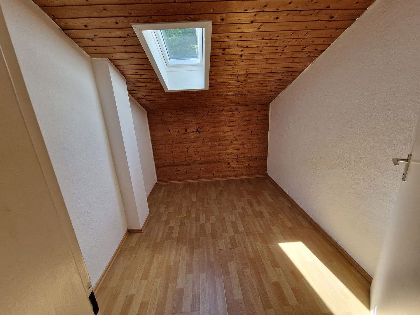 Pronájem bytu 2+kk 65 m², Birkelweg 36, Steinheim am Albuch, Bádensko-Württembersko Pronájem bytu 2+kk 65 m², Birkelweg 36, Steinheim am Albuch, Bádensko-Württembersko