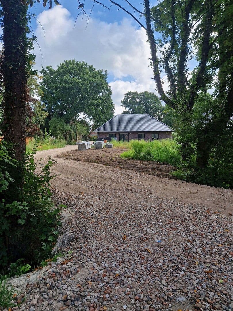 Prodej pozemku 594 m², Esenser Postweg 16b, Aurich, Dolní Sasko Prodej pozemku 594 m², Esenser Postweg 16b, Aurich, Dolní Sasko