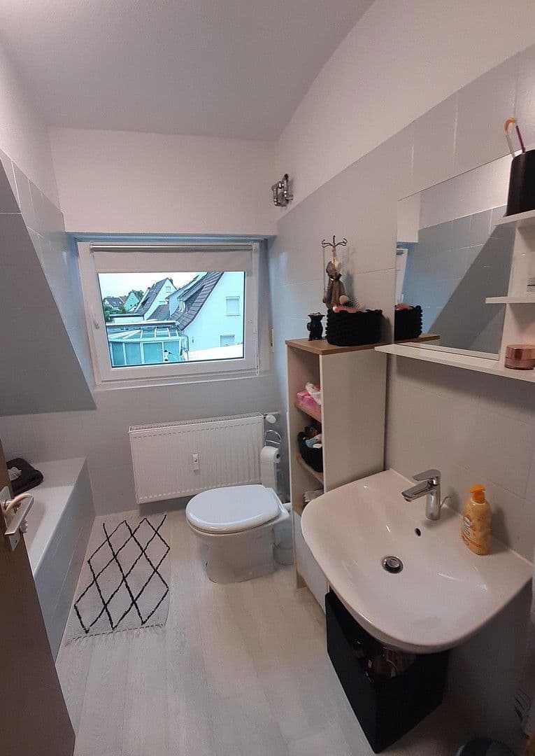 Pronájem bytu 2+1 50 m², Aschaffenburg, Bavorsko Pronájem bytu 2+1 50 m², Aschaffenburg, Bavorsko