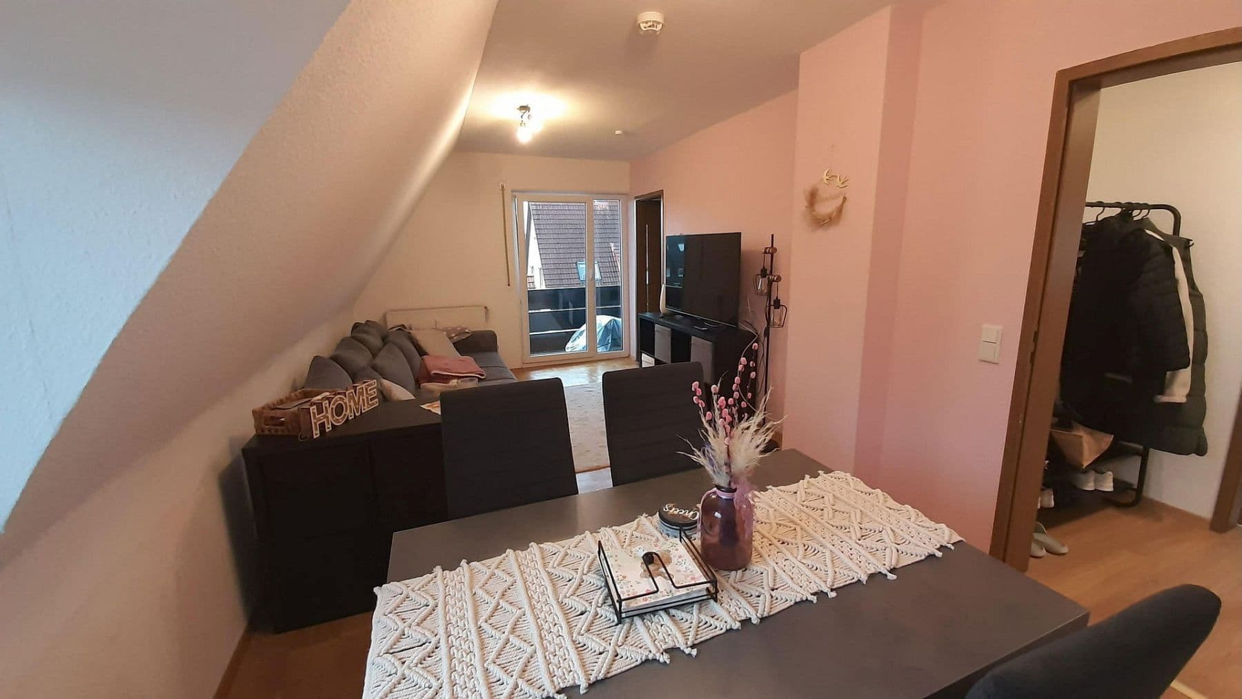 Pronájem bytu 2+1 50 m², Aschaffenburg, Bavorsko Pronájem bytu 2+1 50 m², Aschaffenburg, Bavorsko