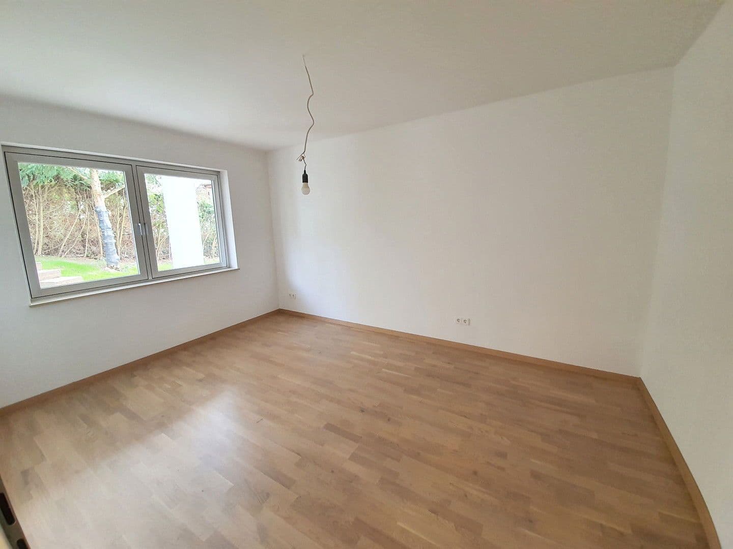Prodej bytu 4+1 169 m², Pforzheim, Bádensko-Württembersko Prodej bytu 4+1 169 m², Pforzheim, Bádensko-Württembersko