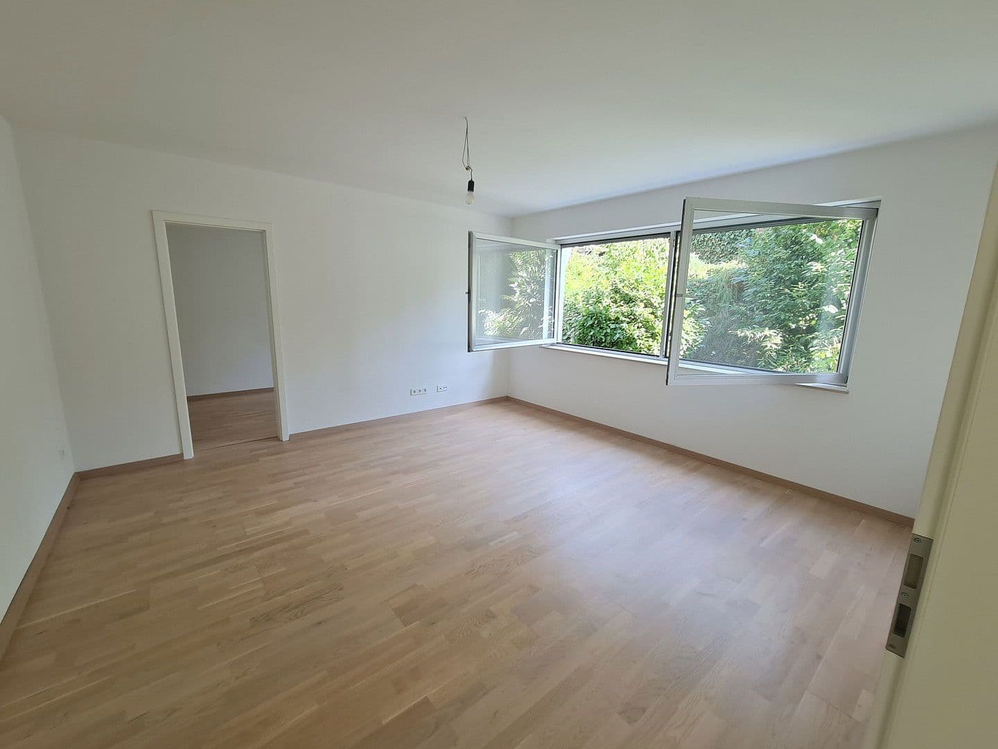 Prodej bytu 4+1 169 m², Pforzheim, Bádensko-Württembersko Prodej bytu 4+1 169 m², Pforzheim, Bádensko-Württembersko