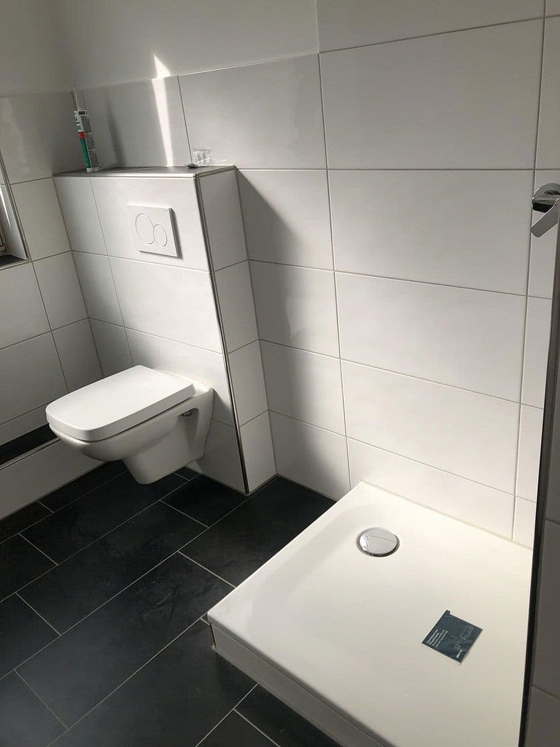 Pronájem bytu 2+1 59 m², Schusterstraße, Wuppertal, Severní Porýní-Vestfálsko Pronájem bytu 2+1 59 m², Schusterstraße, Wuppertal, Severní Porýní-Vestfálsko