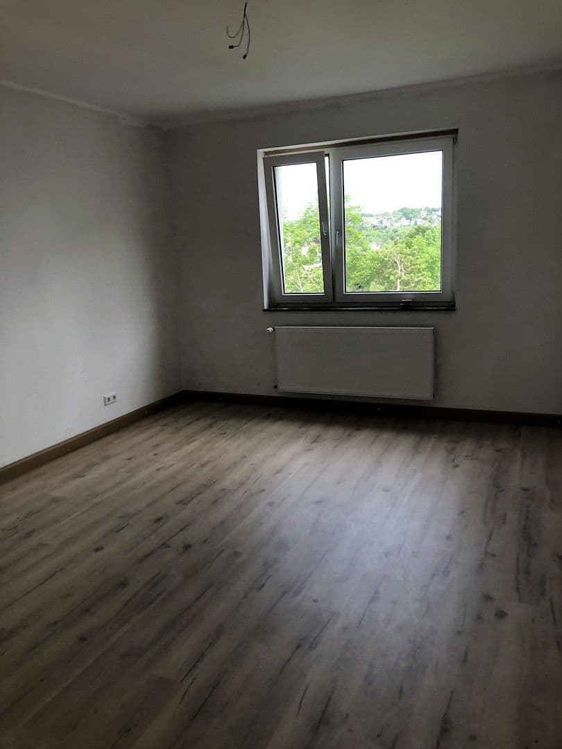 Pronájem bytu 2+1 59 m², Schusterstraße, Wuppertal, Severní Porýní-Vestfálsko Pronájem bytu 2+1 59 m², Schusterstraße, Wuppertal, Severní Porýní-Vestfálsko