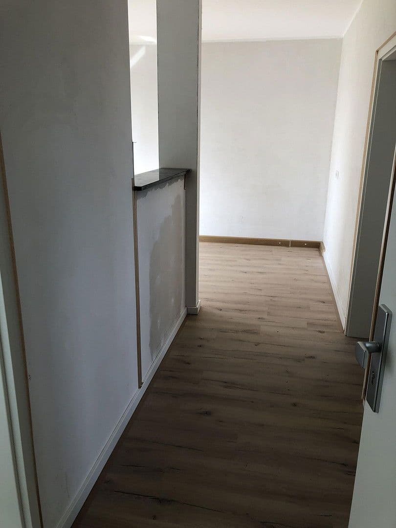 Pronájem bytu 2+1 59 m², Schusterstraße, Wuppertal, Severní Porýní-Vestfálsko Pronájem bytu 2+1 59 m², Schusterstraße, Wuppertal, Severní Porýní-Vestfálsko