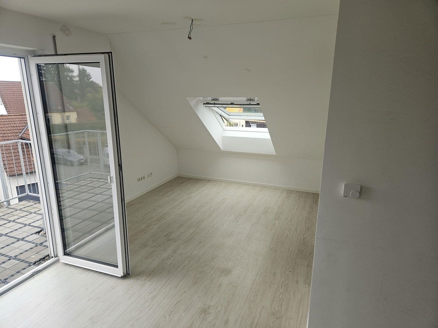 Pronájem bytu 2+1 48 m², Faust-Von-Stromberg-Str. 44, Erlangen, Bavorsko Pronájem bytu 2+1 48 m², Faust-Von-Stromberg-Str. 44, Erlangen, Bavorsko