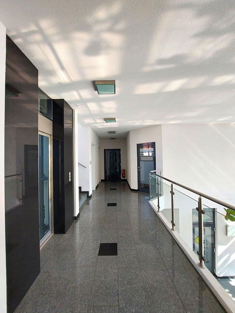 Pronájem kanceláře 3.510 m², Alzenau, Bavorsko Pronájem kanceláře 3.510 m², Alzenau, Bavorsko