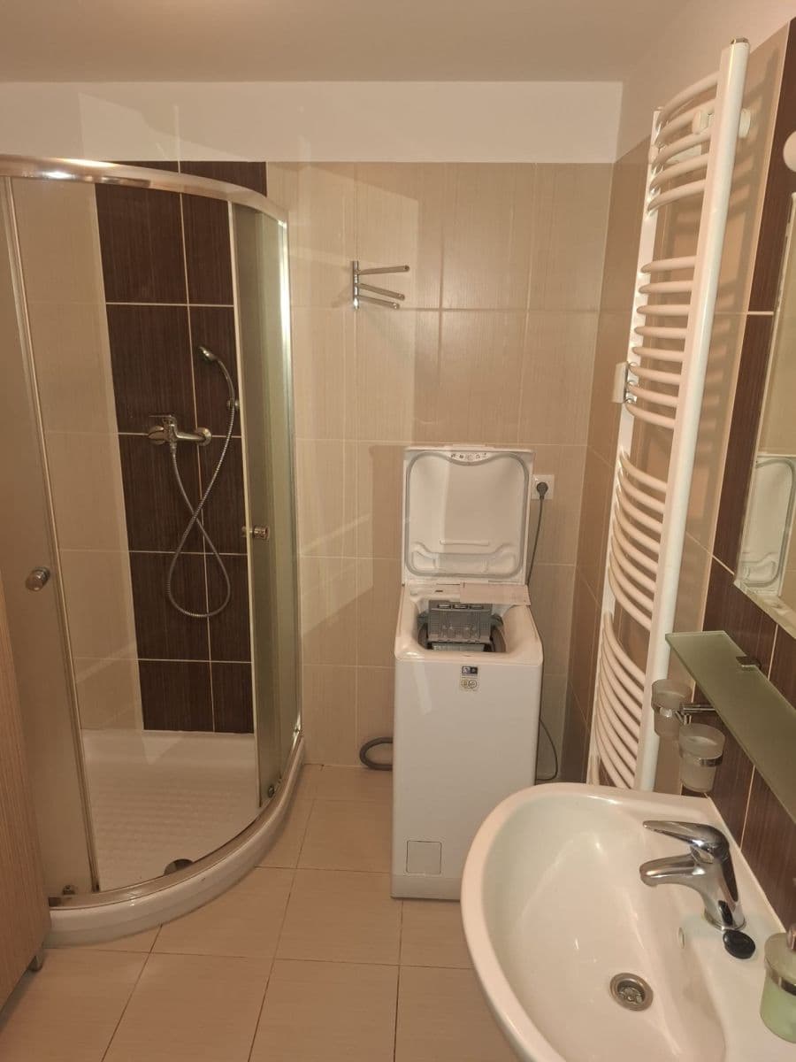 Pronájem bytu 2+kk 54 m², Štefánikova, Plzeň, Plzeňský kraj Pronájem bytu 2+kk 54 m², Štefánikova, Plzeň, Plzeňský kraj