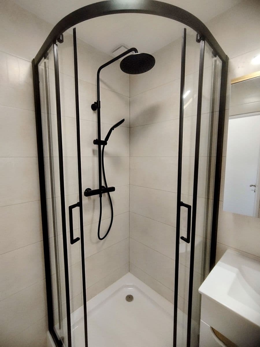 Prodej bytu 2+1 60 m², Pod nádražím, Kraslice, Karlovarský kraj Prodej bytu 2+1 60 m², Pod nádražím, Kraslice, Karlovarský kraj