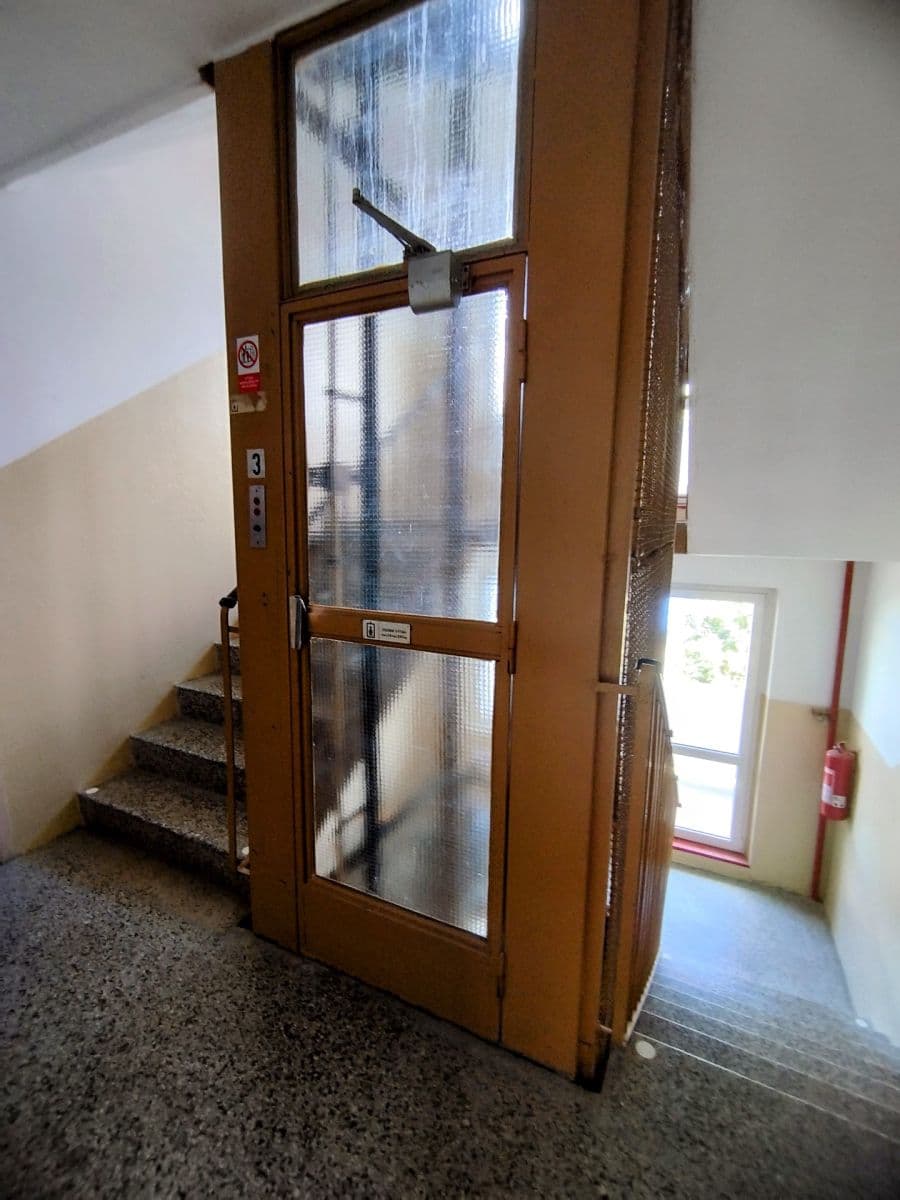 Prodej bytu 2+1 60 m², Pod nádražím, Kraslice, Karlovarský kraj Prodej bytu 2+1 60 m², Pod nádražím, Kraslice, Karlovarský kraj