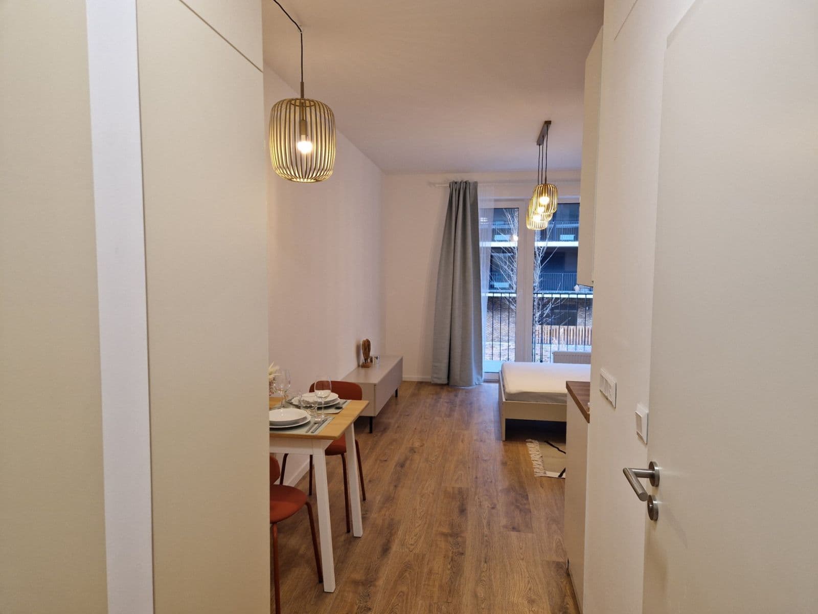 Pronájem bytu 1+1 30 m², Fialová, Petržalka, Bratislavský kraj Pronájem bytu 1+1 30 m², Fialová, Petržalka, Bratislavský kraj