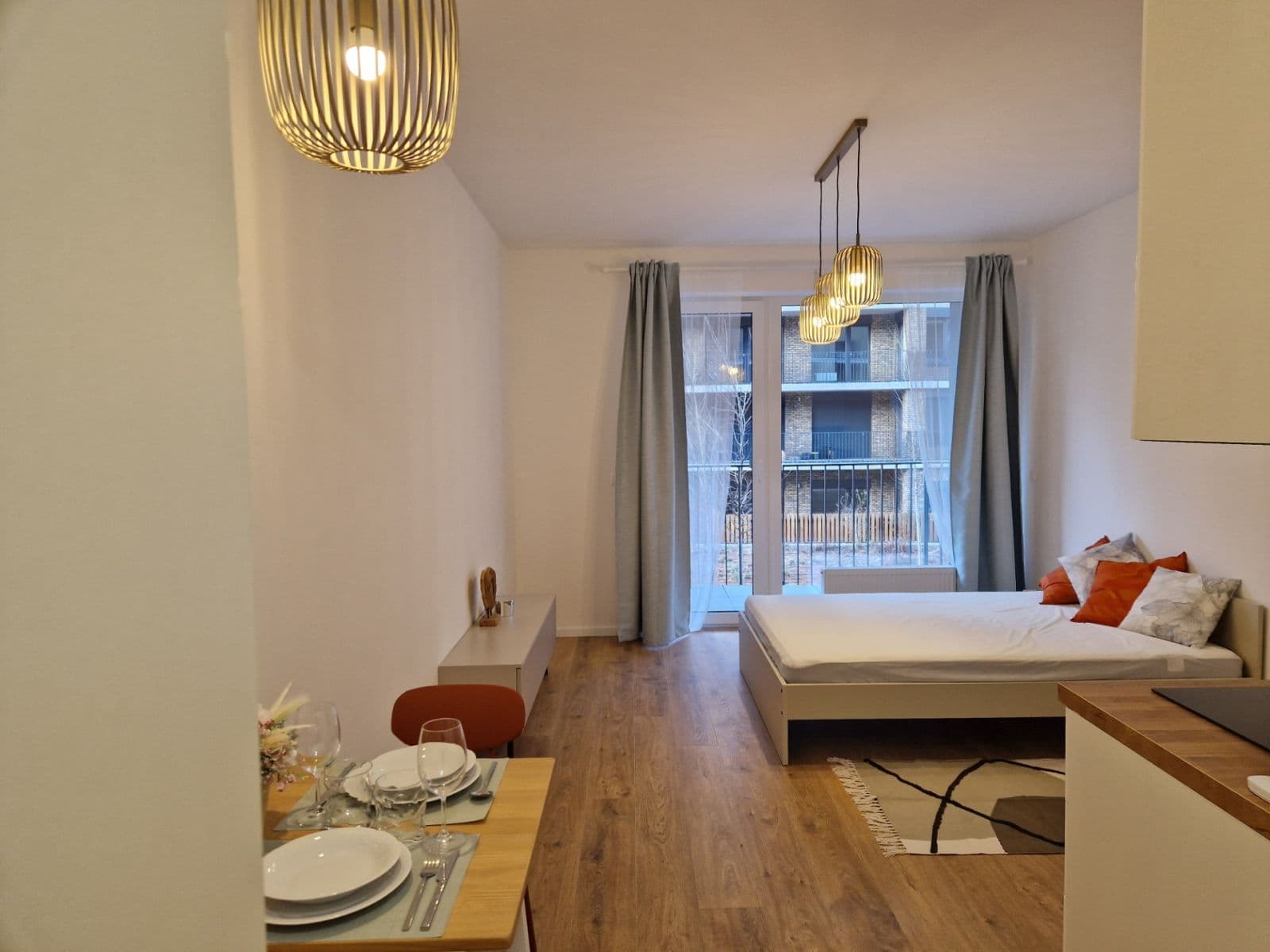 Pronájem bytu 1+1 30 m², Fialová, Petržalka, Bratislavský kraj Pronájem bytu 1+1 30 m², Fialová, Petržalka, Bratislavský kraj