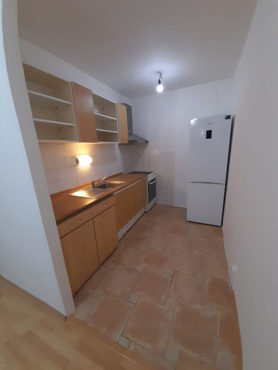 Pronájem bytu 2+kk 44 m², Na Chobotě, Praha, Praha Pronájem bytu 2+kk 44 m², Na Chobotě, Praha, Praha