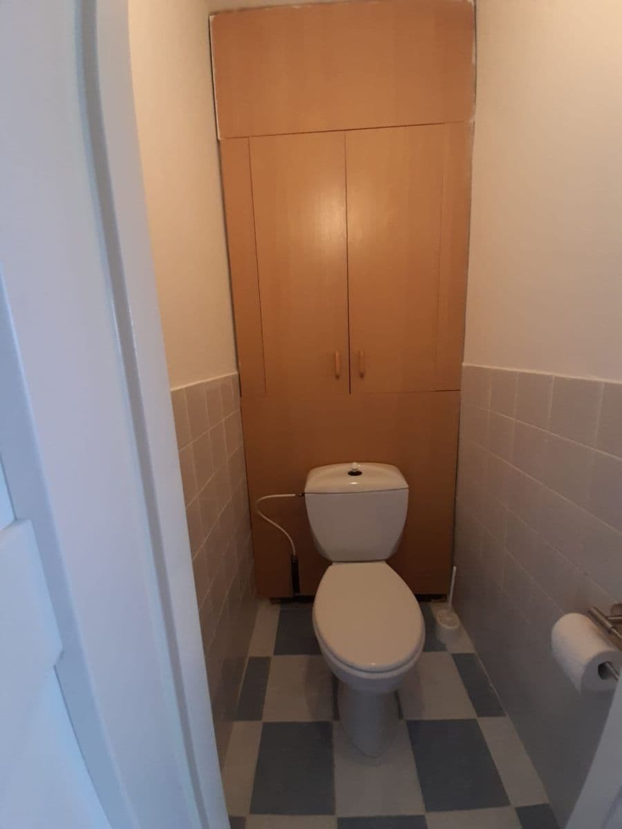 Pronájem bytu 2+kk 44 m², Na Chobotě, Praha, Praha Pronájem bytu 2+kk 44 m², Na Chobotě, Praha, Praha