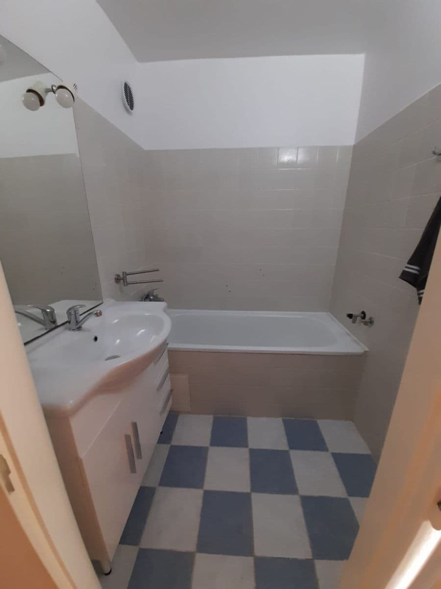 Pronájem bytu 2+kk 44 m², Na Chobotě, Praha, Praha Pronájem bytu 2+kk 44 m², Na Chobotě, Praha, Praha